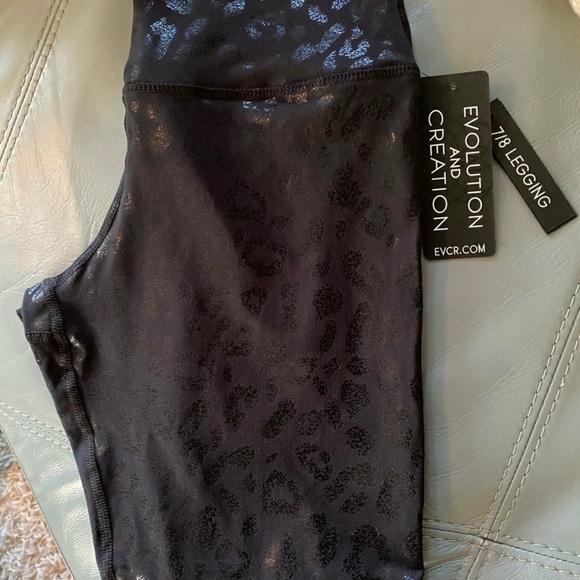Evolution and Creation Pants - LEOPARD 🐆 LEGGINGS NWT High Rise M